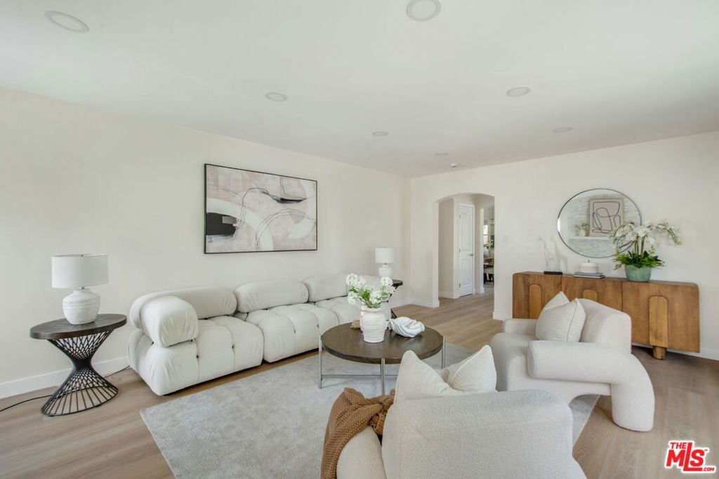 4248 Mcclung Drive, Los Angeles, CA 90008 — photo 5