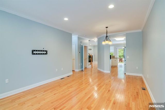1503 Whitney Lane, Allendale, NJ 07401