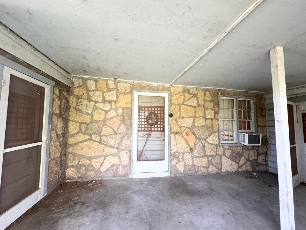 22 S Malone Street, San Angelo, TX 76903