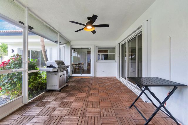 4133 NW 81st Ter, Coral Springs, FL 33065