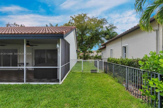 4133 NW 81st Ter, Coral Springs, FL 33065