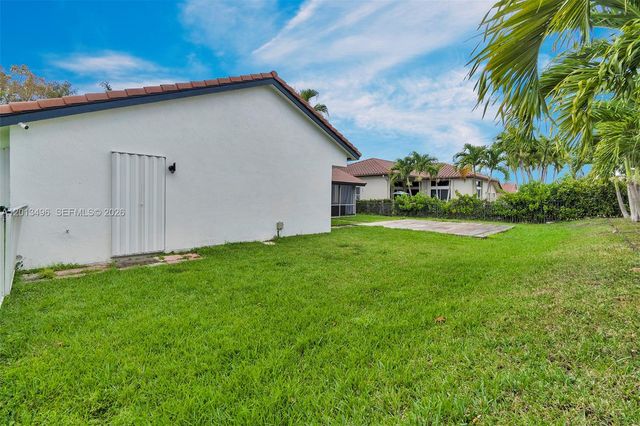 4133 NW 81st Ter, Coral Springs, FL 33065