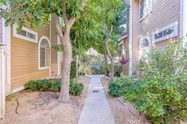 331 Genoa E, Monrovia, CA 91016