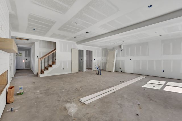 277 Wayne Hall Rd, Clarksville, TN 37040