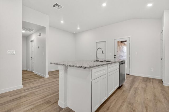 13827 Gary Avenue, Lubbock, TX 79423