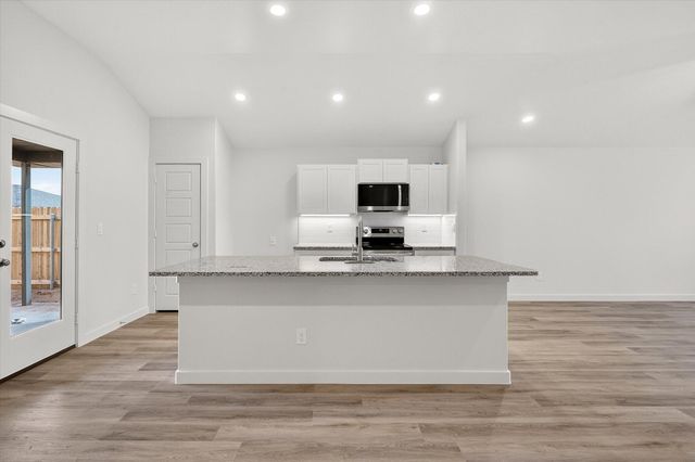 13827 Gary Avenue, Lubbock, TX 79423