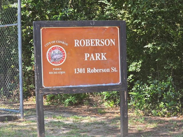 600 Hilliard Street 2, Conroe, TX 77301