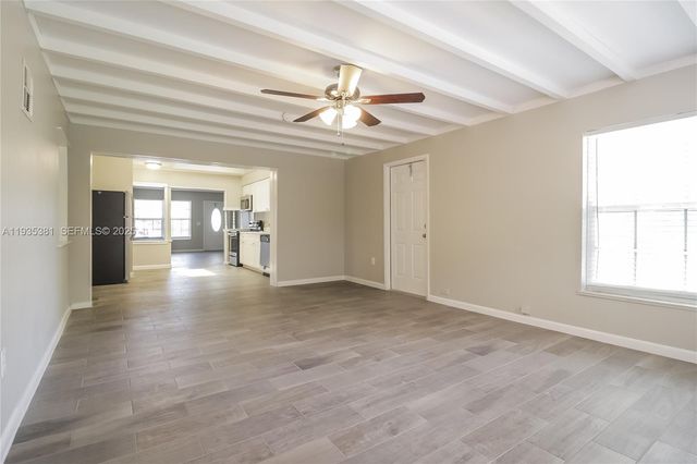 721 N E St 0, Lake Worth, FL 33460