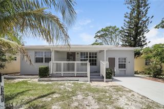 721 N E St 0, Lake Worth, FL 33460