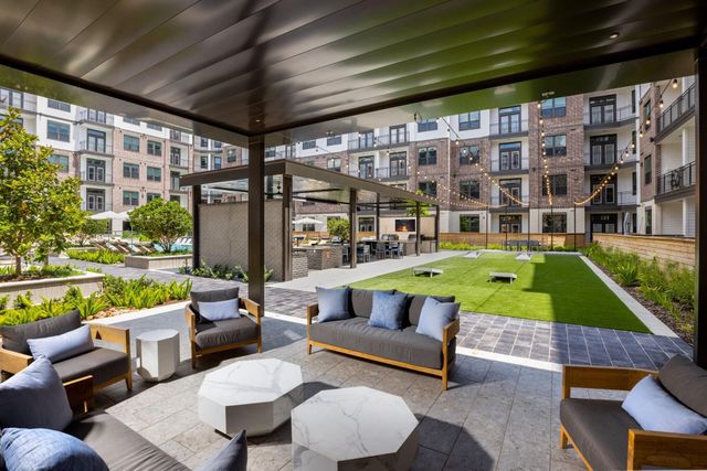 3003 Summer Street 134, Houston, TX 77007
