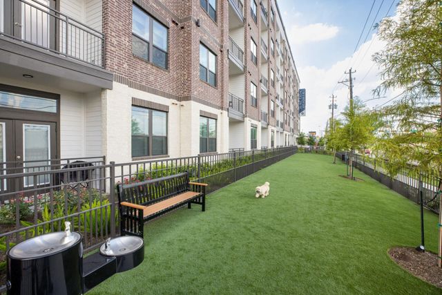 3003 Summer Street 134, Houston, TX 77007