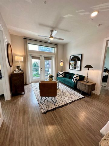 3003 Summer Street 134, Houston, TX 77007