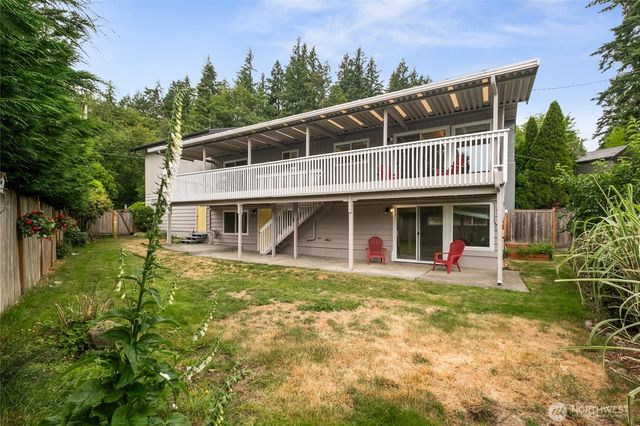 304 128th Avenue SE, Bellevue, WA 98005
