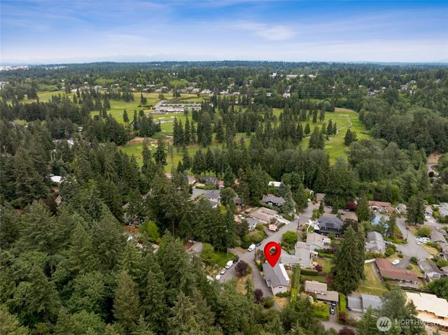 304 128th Avenue SE, Bellevue, WA 98005