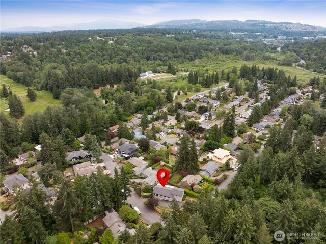 304 128th Avenue SE, Bellevue, WA 98005