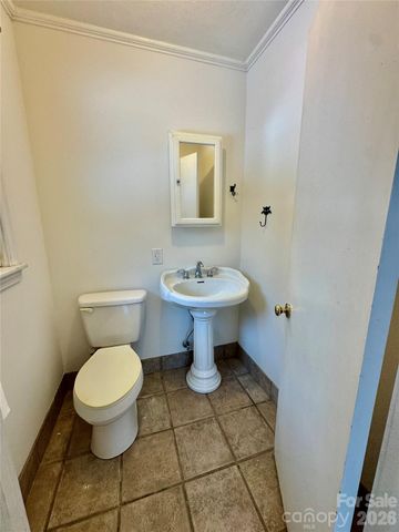 3134 Asbury Church Road, Lincolnton, NC 28092