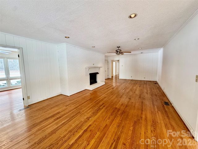 3134 Asbury Church Road, Lincolnton, NC 28092