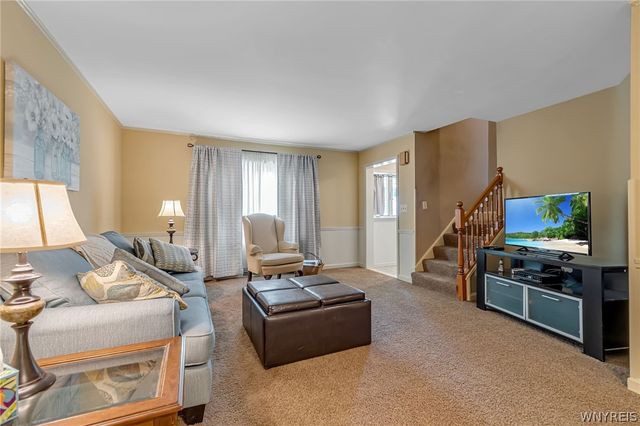 209 California Drive, Amherst, NY 14221