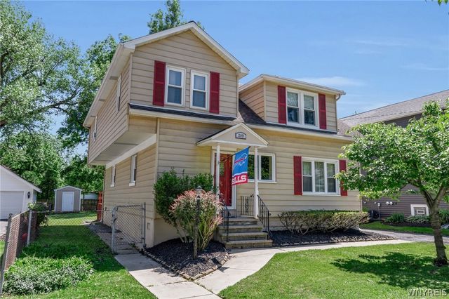 209 California Drive, Amherst, NY 14221