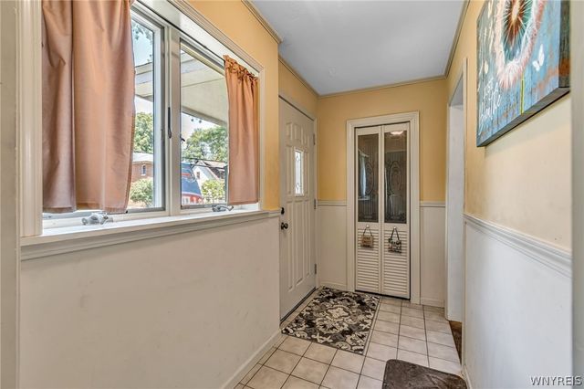 209 California Drive, Amherst, NY 14221