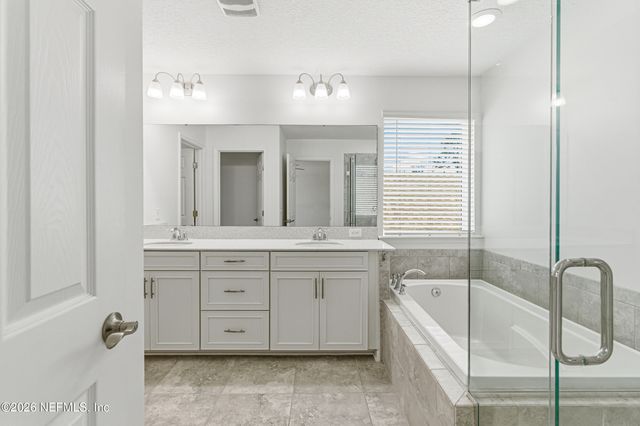 38 CLOVERBROOK Road, St. Johns, FL 32259