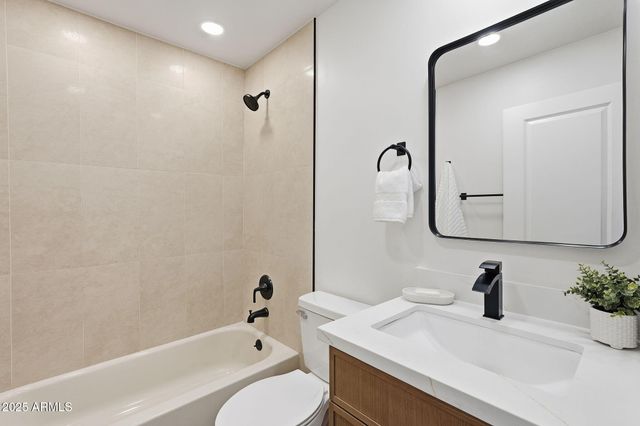 12431 N 39TH Way, Phoenix, AZ 85032