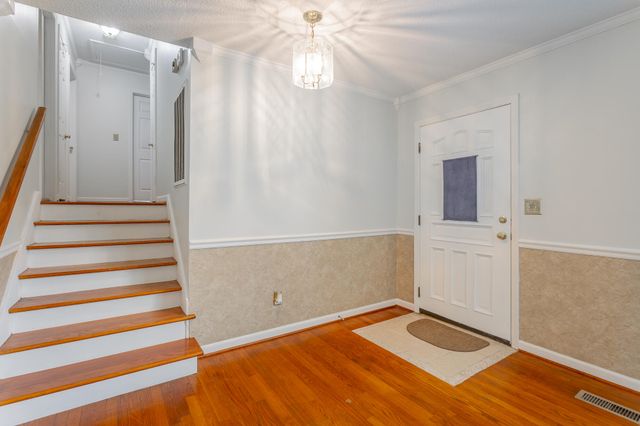 2302 Rodeo Drive, Chattanooga, TN 37421