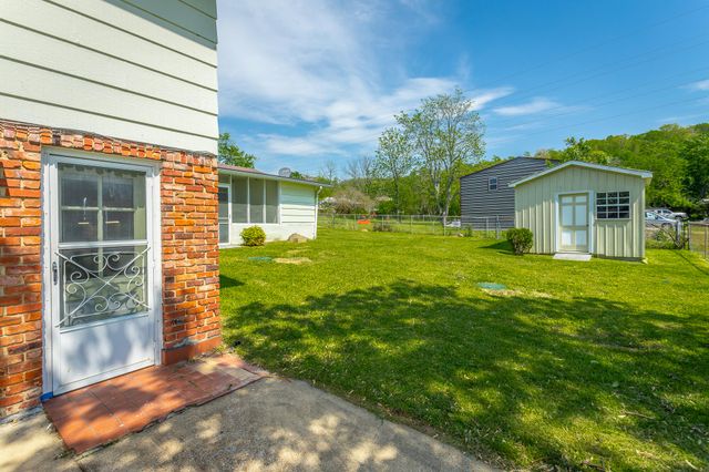2302 Rodeo Drive, Chattanooga, TN 37421