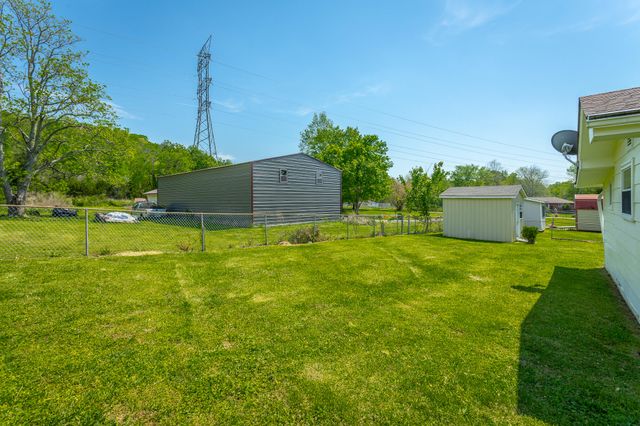 2302 Rodeo Drive, Chattanooga, TN 37421