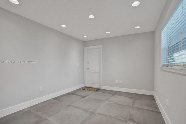 902 Mandarin Isle 2, Fort Lauderdale, FL 33315