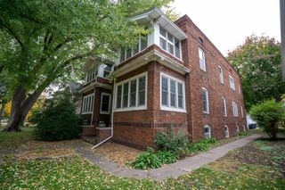 1879 Portland Avenue 3, Saint Paul, MN 55104