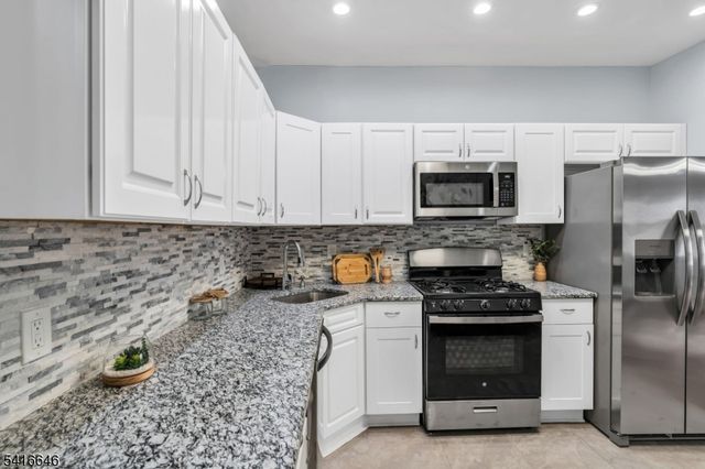 59 Rose Ter, Newark City, NJ 07108