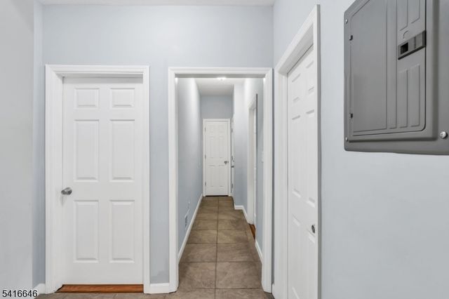 59 Rose Ter, Newark City, NJ 07108