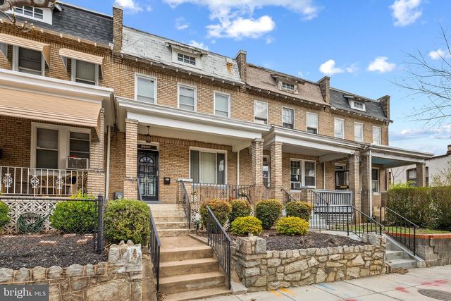 1734 A ST SE, Washington, DC 20003