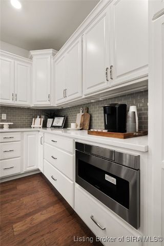 1903 Mystic Falls Circle 229, Jeffersonville, IN 47130