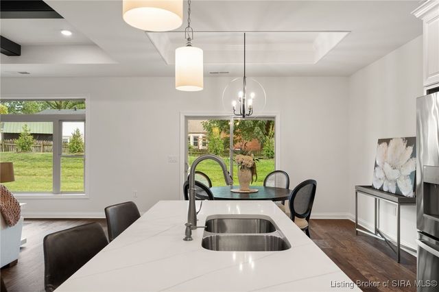 1903 Mystic Falls Circle 229, Jeffersonville, IN 47130