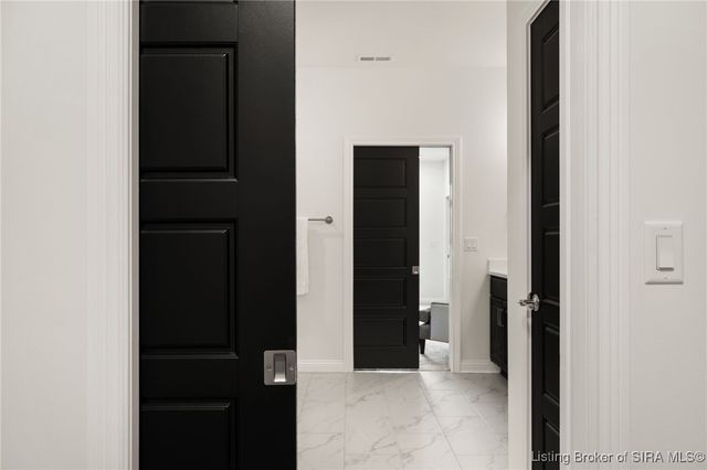 1903 Mystic Falls Circle 229, Jeffersonville, IN 47130