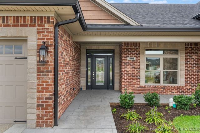 1903 Mystic Falls Circle 229, Jeffersonville, IN 47130