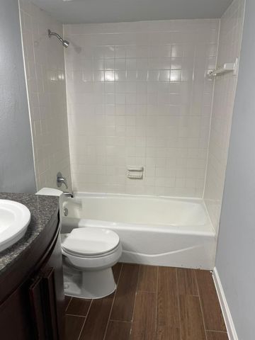 6402 Del Monte Drive 72, Houston, TX 77057