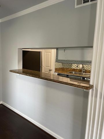 6402 Del Monte Drive 72, Houston, TX 77057