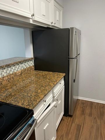 6402 Del Monte Drive 72, Houston, TX 77057