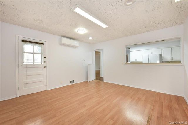 7515 196th Place, Fresh Meadows, NY 11366