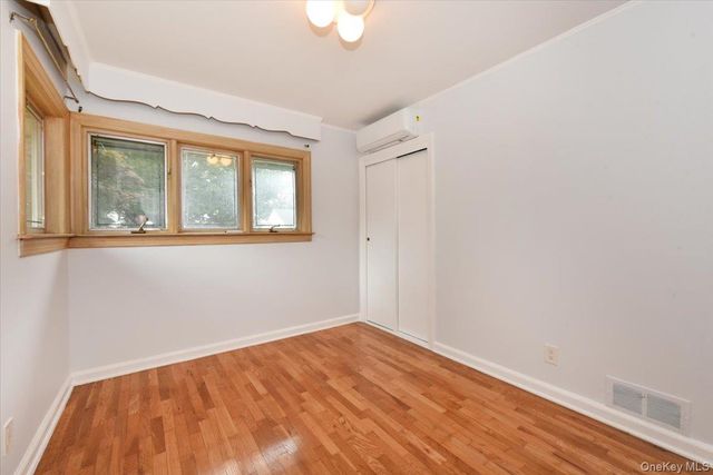 7515 196th Place, Fresh Meadows, NY 11366