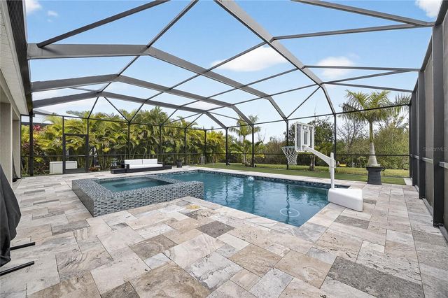 7424 PARADISO DRIVE, Apollo Beach, FL 33572