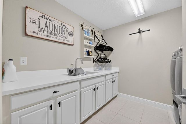 7424 PARADISO DRIVE, Apollo Beach, FL 33572