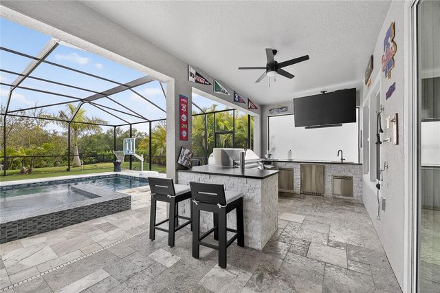 7424 PARADISO DRIVE, Apollo Beach, FL 33572