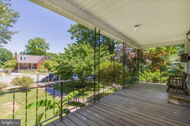 6426 SHERWOOD RD, Baltimore, MD 21239
