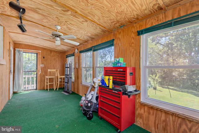 6426 SHERWOOD RD, Baltimore, MD 21239