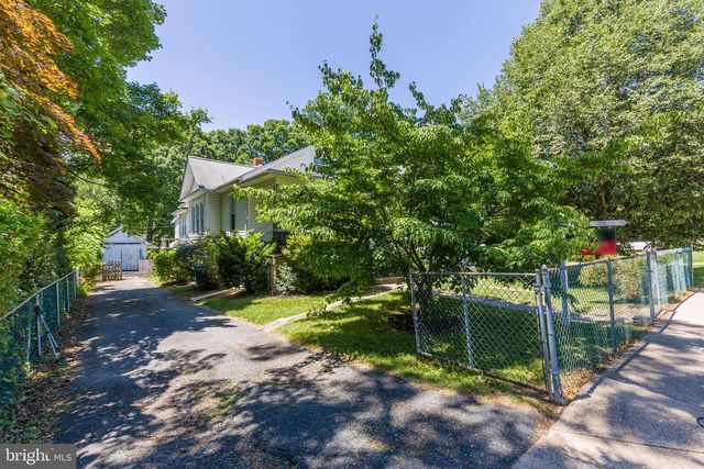 6426 SHERWOOD RD, Baltimore, MD 21239