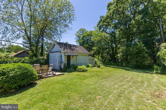 6426 SHERWOOD RD, Baltimore, MD 21239